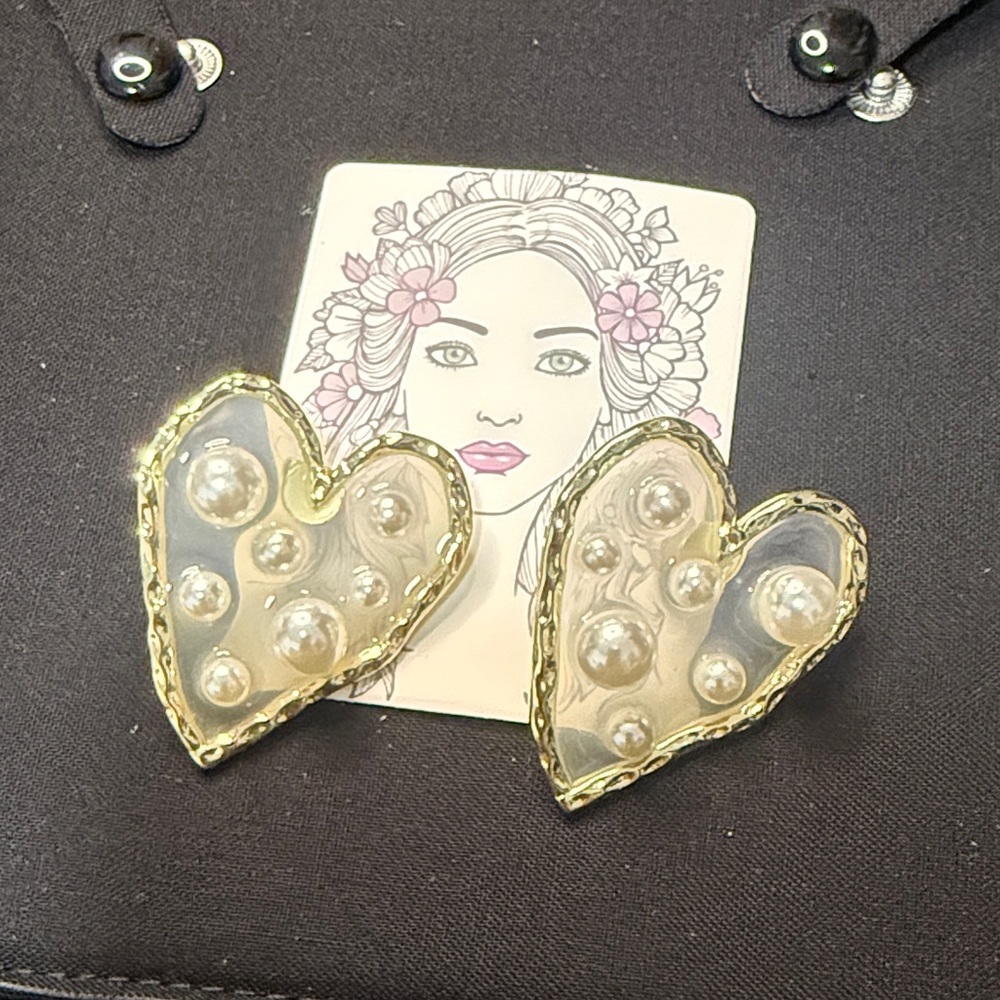 Gold Heart Pearl Earrings